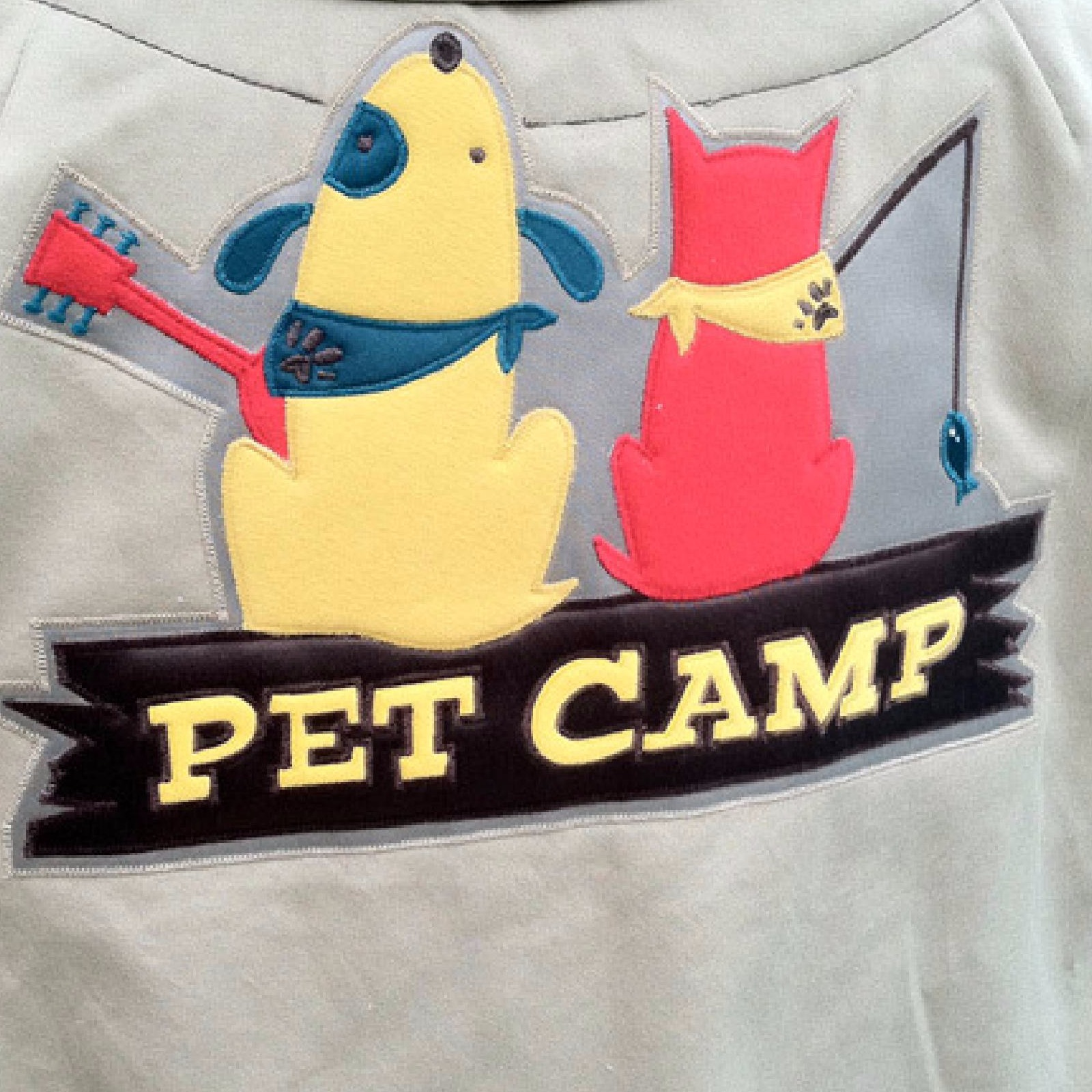 Custom mascot logo Pet Camp